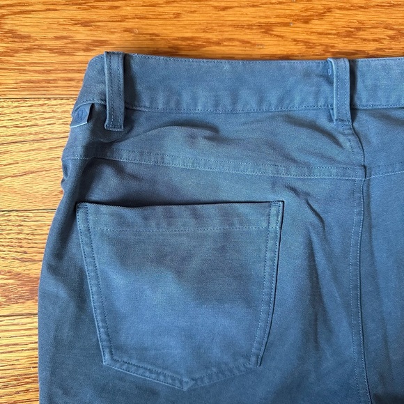 Lululemon Men's ABC Slim Fit Pants 5-Pocket *Utilitch Size 32 x 30 - Picture 4 of 4